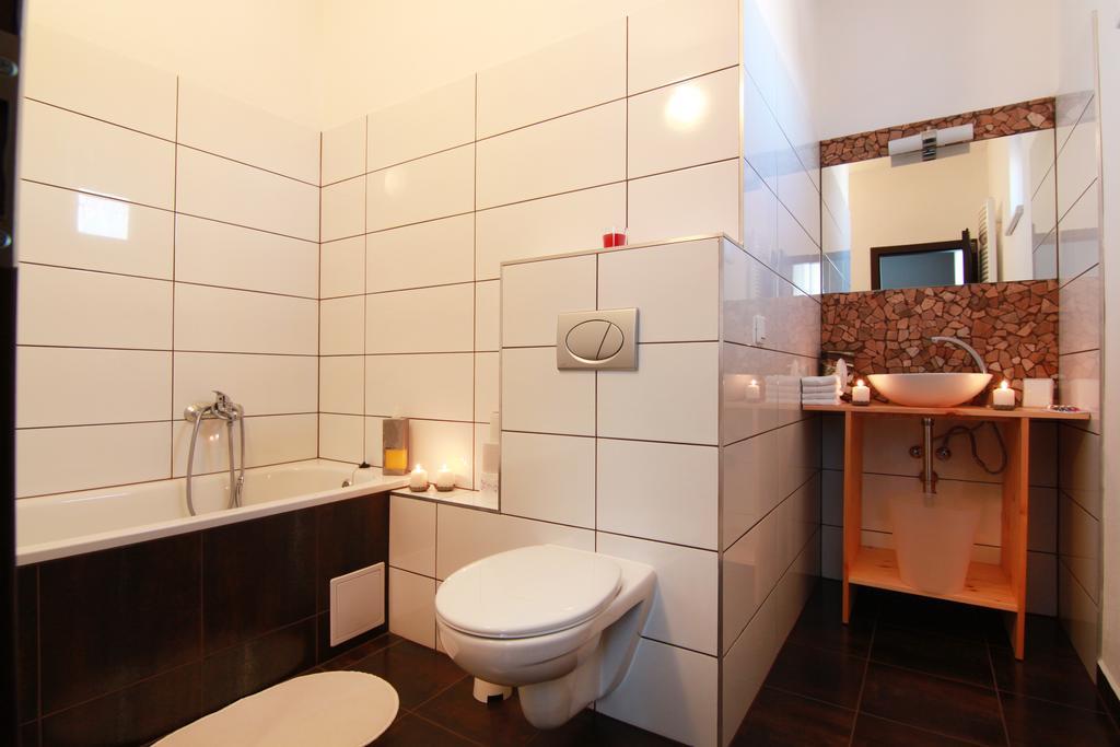 Hotel JBI Wellness Kolín Zimmer foto