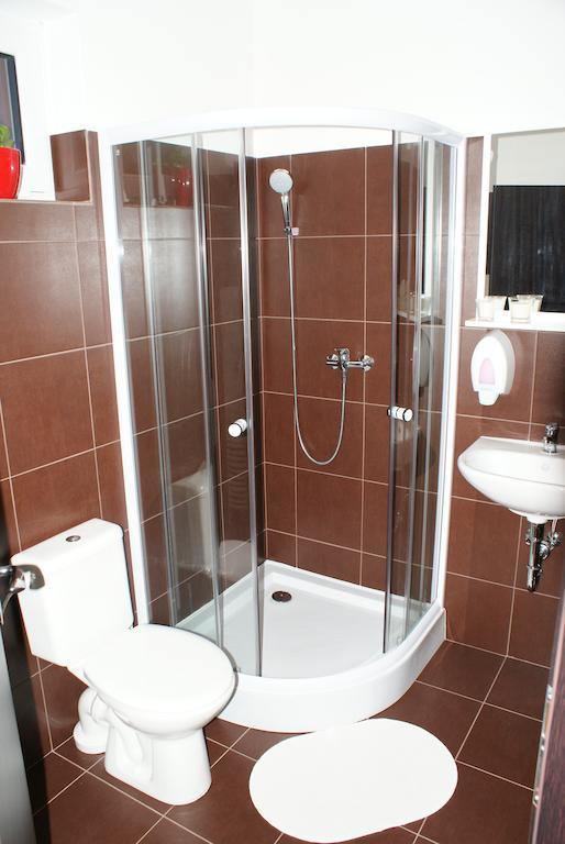 Hotel JBI Wellness Kolín Zimmer foto